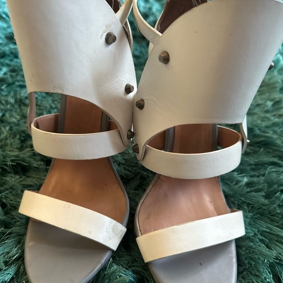 L.A.M.B. - Picture 2 of 4